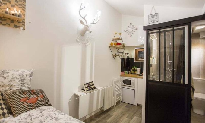 6th Arrondissement Apartment | Nid du Parc - City Center - 1 person