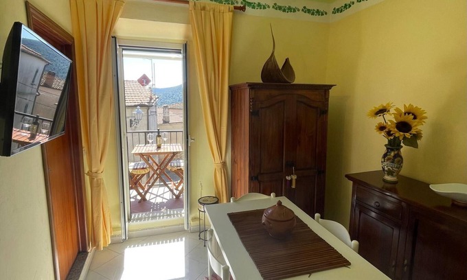 Tirli Apartment | Nido D'Arte, a studio apartment nestled in the silence of a medieval village in Maremma