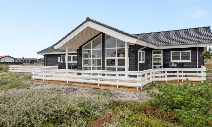 Bjerregaard House | "Niesina" - from the sea by Interhome