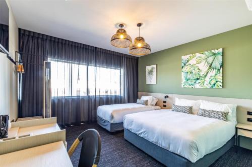 Nerang Hotel | Nightcap at Commercial Hotel