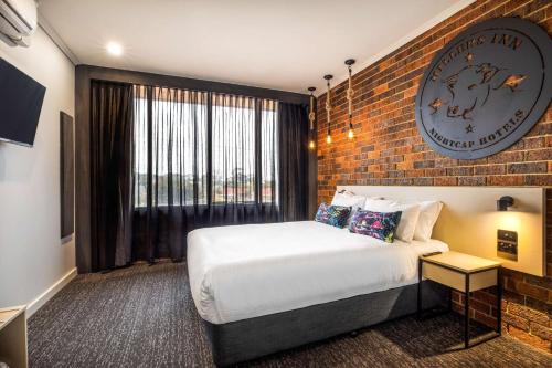 Altona North Hotel | Nightcap at Millers Inn