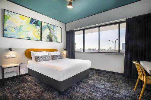 Nundah Hotel | Nightcap at Prince of Wales Hotel