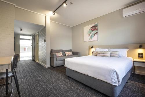 Rochedale South Hotel | Nightcap at Springwood Hotel