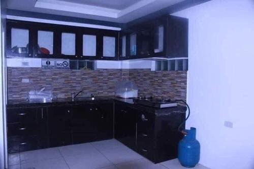 Baler House | Nikcolaidens Transient Baler