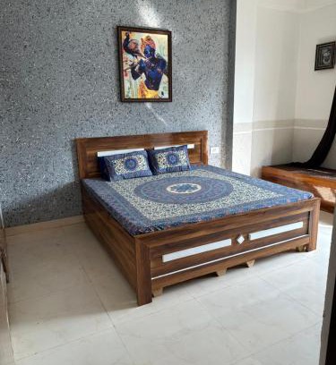 Vrindavan Apartment | Nikunj Abodes - Vrinda Kunj