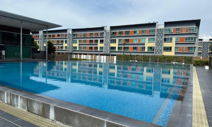 Penampang Apartment | Nilam 4 3BR Near KKIA Homestay Cyber City Apartment