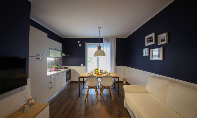 Monopoli Apartment | NILU in the city: new apartment with SEA VIEW (Monopoli center)