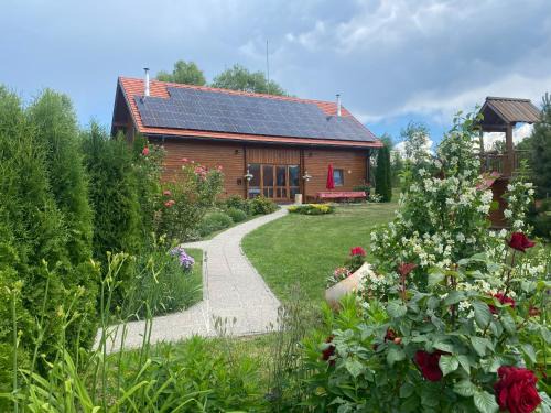 Pauleni-Ciuc House | Nimfa Apartments
