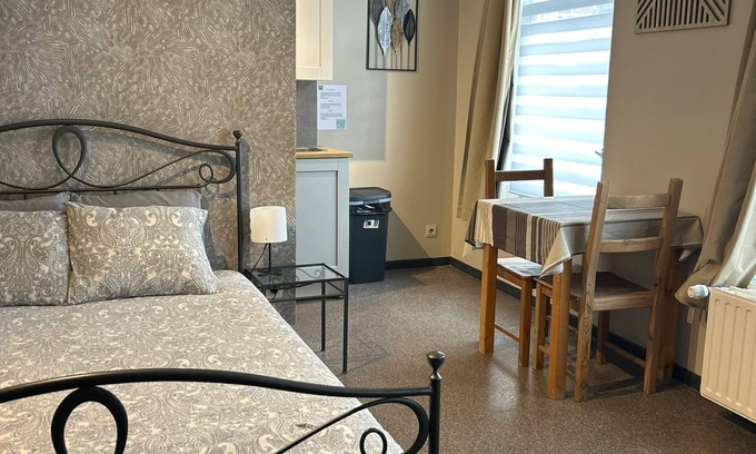 Fosses-La-Ville Apartment | Nina's little ones 4