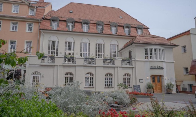 Jena Hotel | Nineofive Hotel
