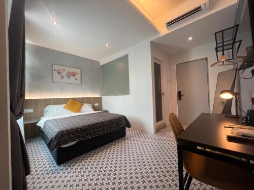 Taman Jubilee House | Ninety Guest House