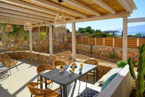 Agios Nikolaos Apartment | Nisos by the beach