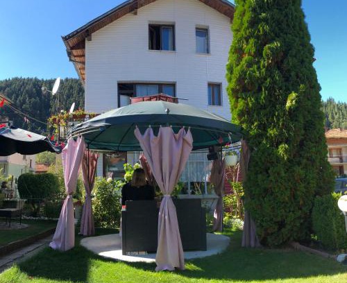 Beli Iskar House | Niya Guest House