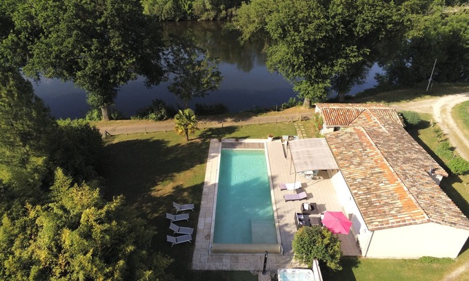 Siorac-en-Perigord Villa | nMaison d’exception en bord de Dordogne – Piscine chauffée & Jacuzzi