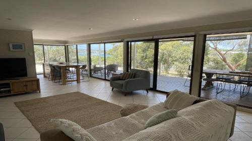 Lake Wangary House | No. 10 Coffin Bay