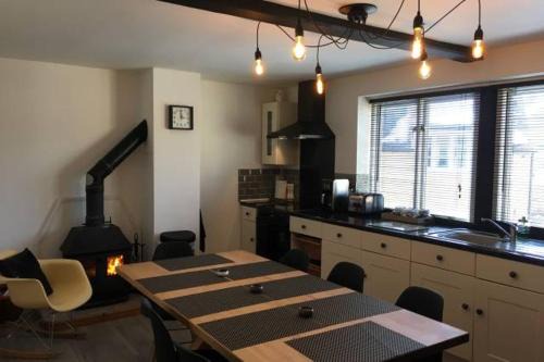 Castle Cary Apartment | @ No.4