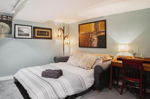 North Beacon Hill Apartment | No Car Needed - N Beacon Hill Beauty