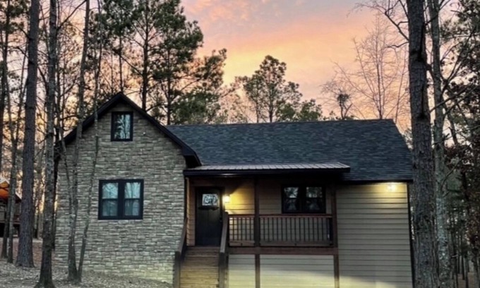 Broken Bow Cabin | No HT Traffic or Cleaning Fee ~ Private Area Park