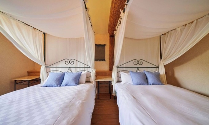 Shima Hotel | No pets allowed Tender cottage with two canopy d/Shima Mie