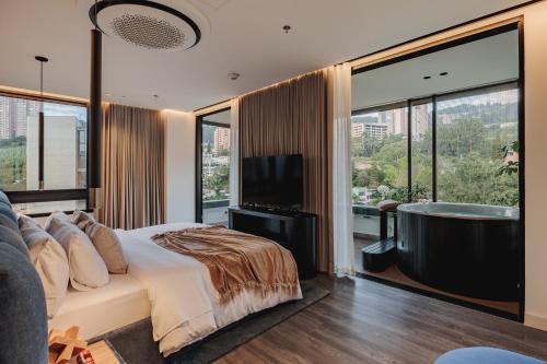 Las Lomas I Apartment | Nock - Reserved Residences