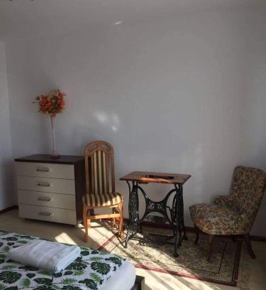 Bodzentyn House | Noclegi Dobry Kwadrat