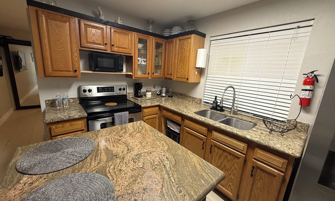 Maryvale Apartment | Noe’s Place