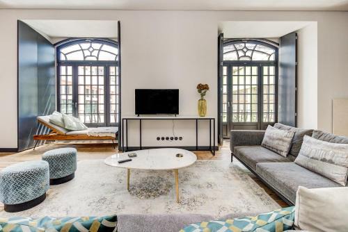 Sao Paulo Apartment | Nomad's Time Out Market Lisbon - 3BED