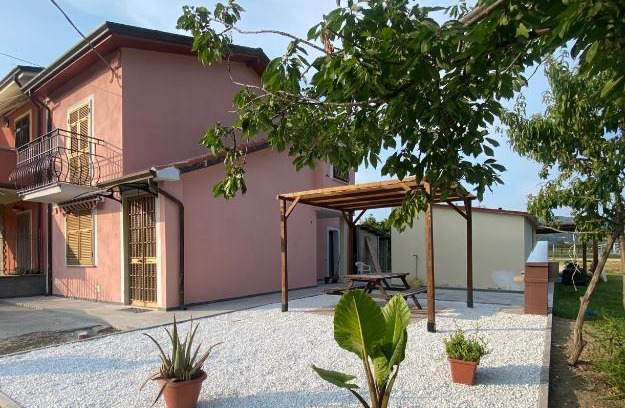 Arcola House | Nonna Cici