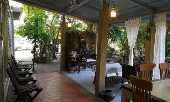 Bang Phai Hotel | Nonnaisuan resort