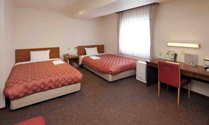 Higashimurayama Hotel | Nonsmoking Twin Parking Separate fee 550 yen per car tax included/Higashimurayama Tokyo