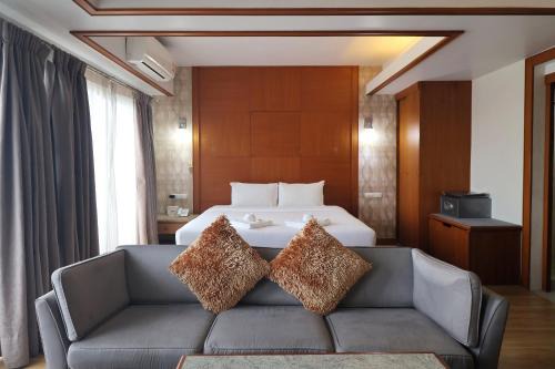 Nonthaburi Hotel | Nonthaburi Palace Hotel