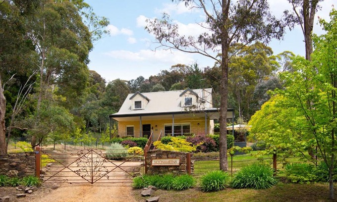 Hepburn House | Noonameena