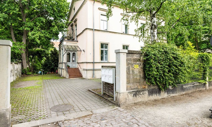 Suedvorstadt House | NORA Dresden Hauptbahnhof