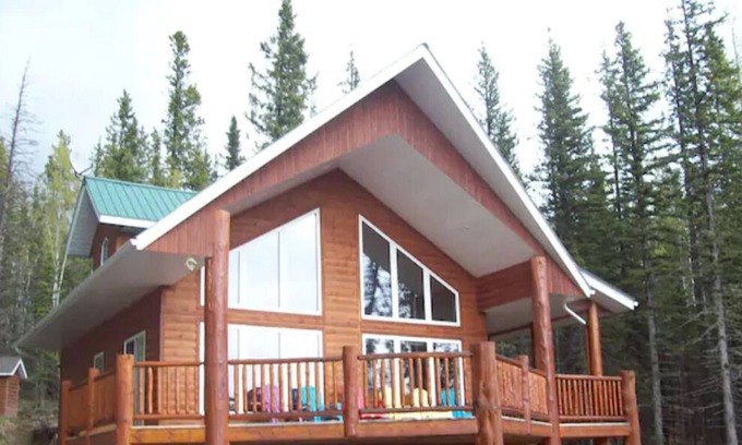 Nordegg Cabin | Nordegg Mountain View Chalet