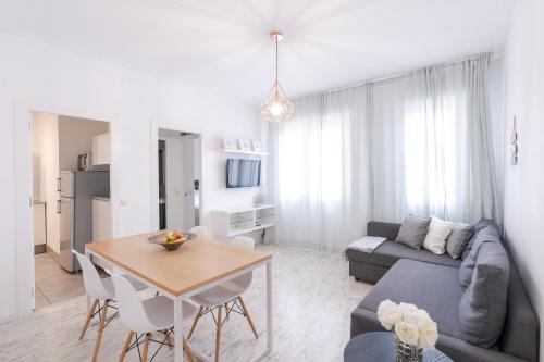 El Camp de l'Arpa del Clot Apartment | Nordic apartment Sagrada Familia