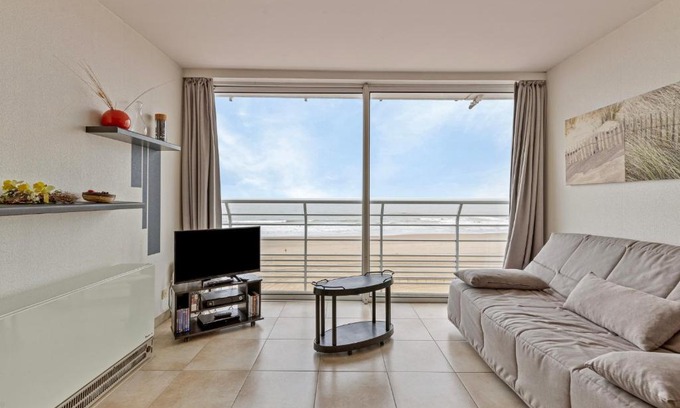 Blankenberge Apartment | Nordic B6