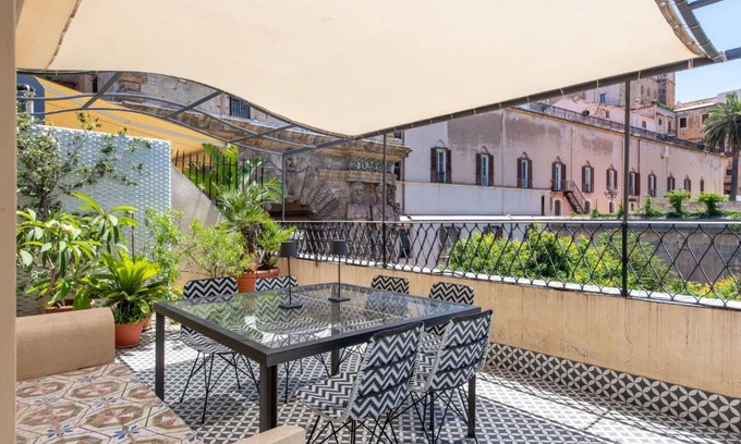 Albergheria Apartment | Normanni Apartment with Terrace by Wonderful Italy
