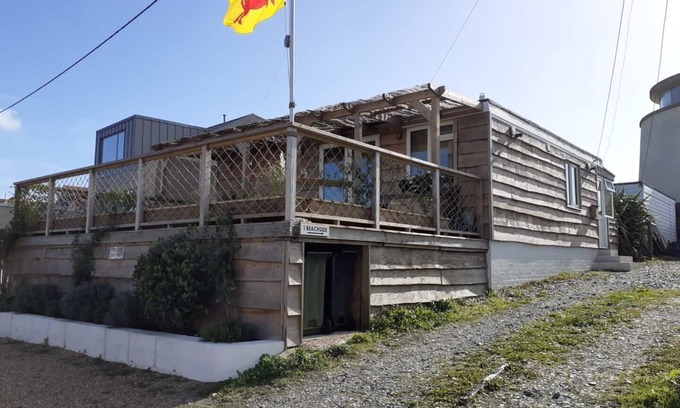 Pevensey House | Normans Bay Charm The Crabshack Cottage