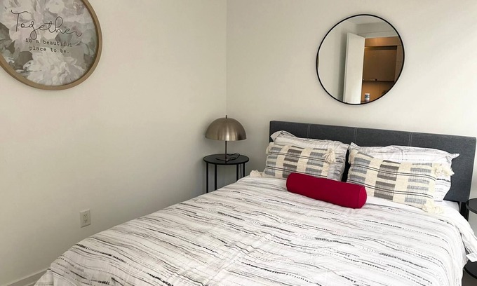 Downtown Toronto Condo | North-Am Suites, downtown Toronto