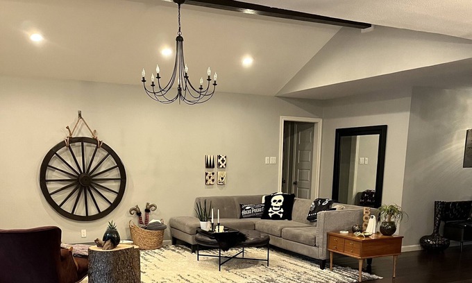 Forest North Estates House | North Austin Home available for ACL