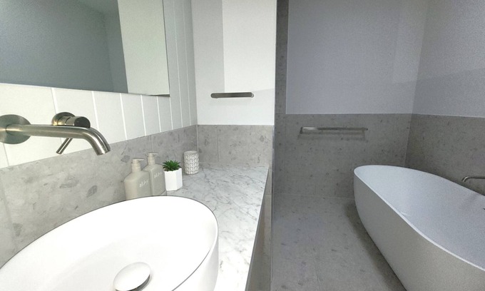 North Beach Hotel | North Beach Hamptons, Wallaroo North Beach
