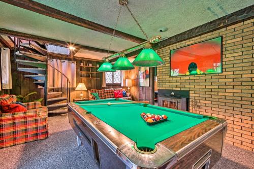 North Creek House | North Creek Chalet with Fire Pit Near Gore Mountain!