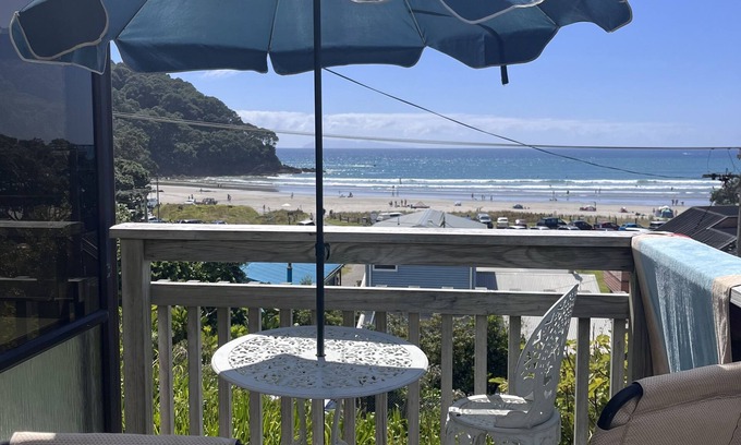 Waihi Beach House | North-End Beach Bach - Family charmer, amazing views, moments from the water.