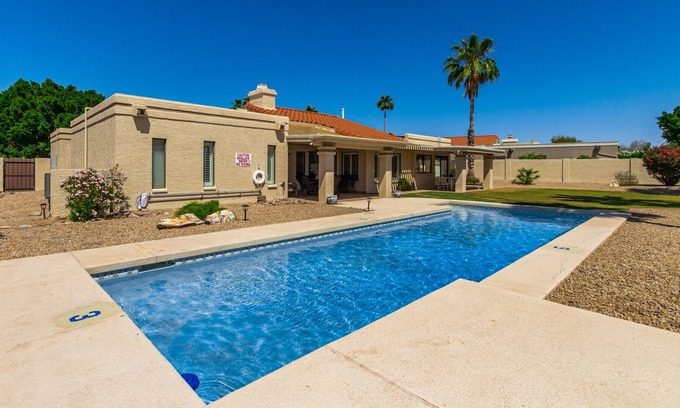 Scottsdale Ranch House | North Scottsdale's Maison with HEATED pool.
