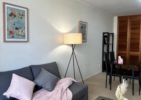 North Sydney Apartment | North Sydney apartment with free parking