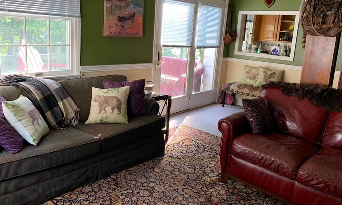 Pulaski Apartment | North Woods 1 BR - Deck, Grill - walk to Salmon River!