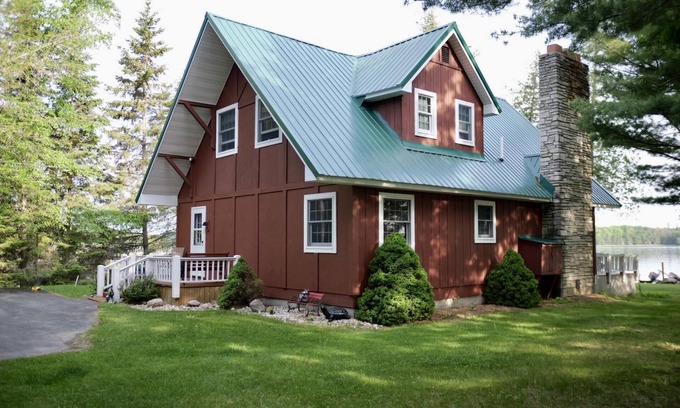 Drummond House | Northern Adventure on Drummond Island