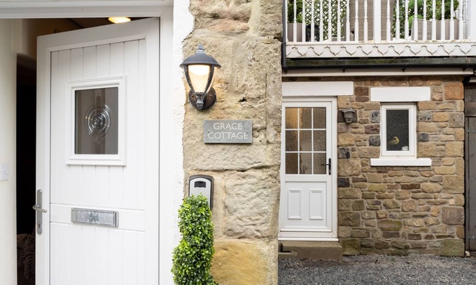 Seahouses Cottage | Northern Hideaways Grace Cottage, Seahouses