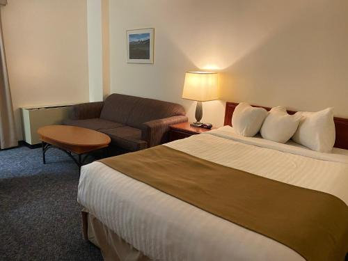 Slave Lake Hotel | Northern Star Hotel & Convention Center