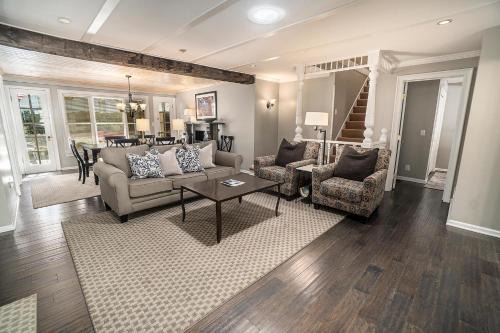 Saugatuck House | Northgate